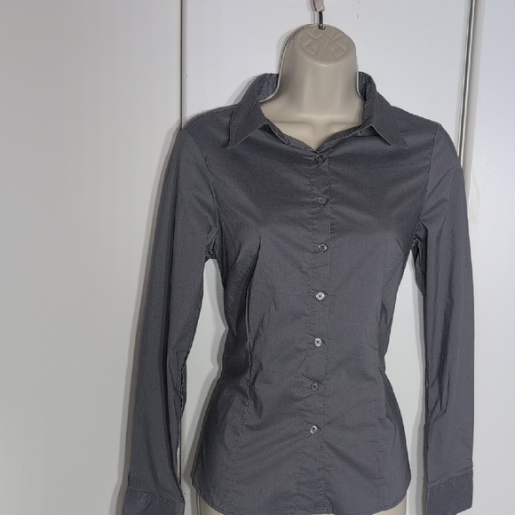 Doublju Gray Women's Button-Down Shirt - Picture 1 of 6